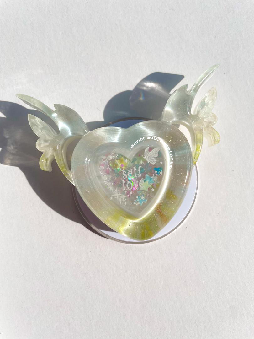 Pixie Heartshaker 'Self Love' (Watershaker Magsafe Phone Grips)
