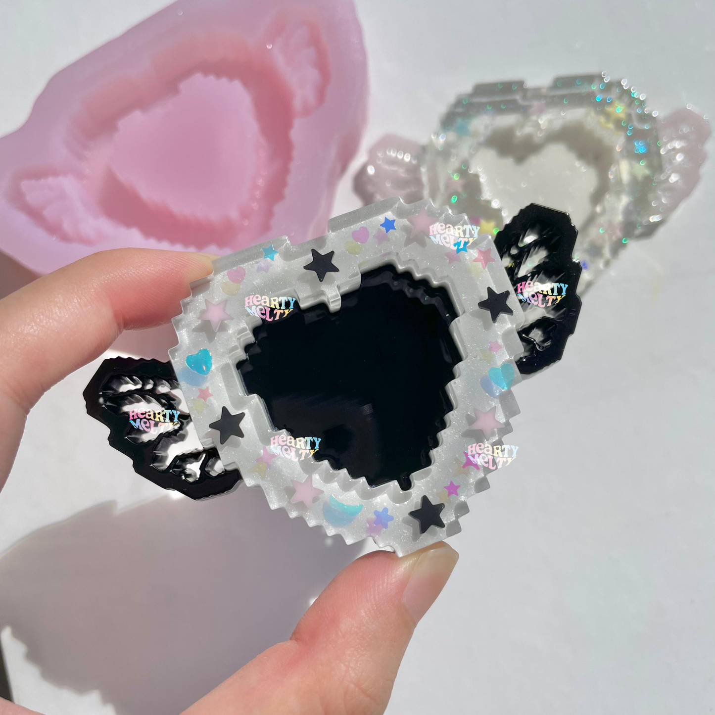 PIXEL HEARTIFLY SILICONE MOLD