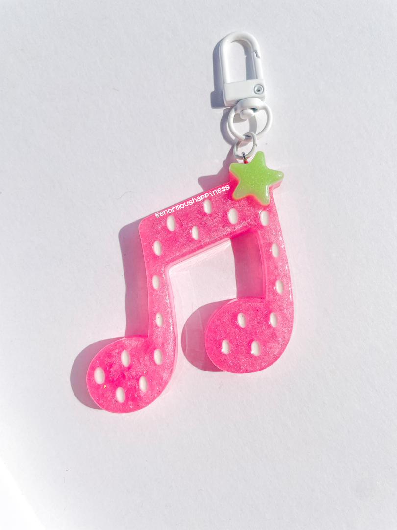 Strawberry Beam Melody Wing (Keychain)