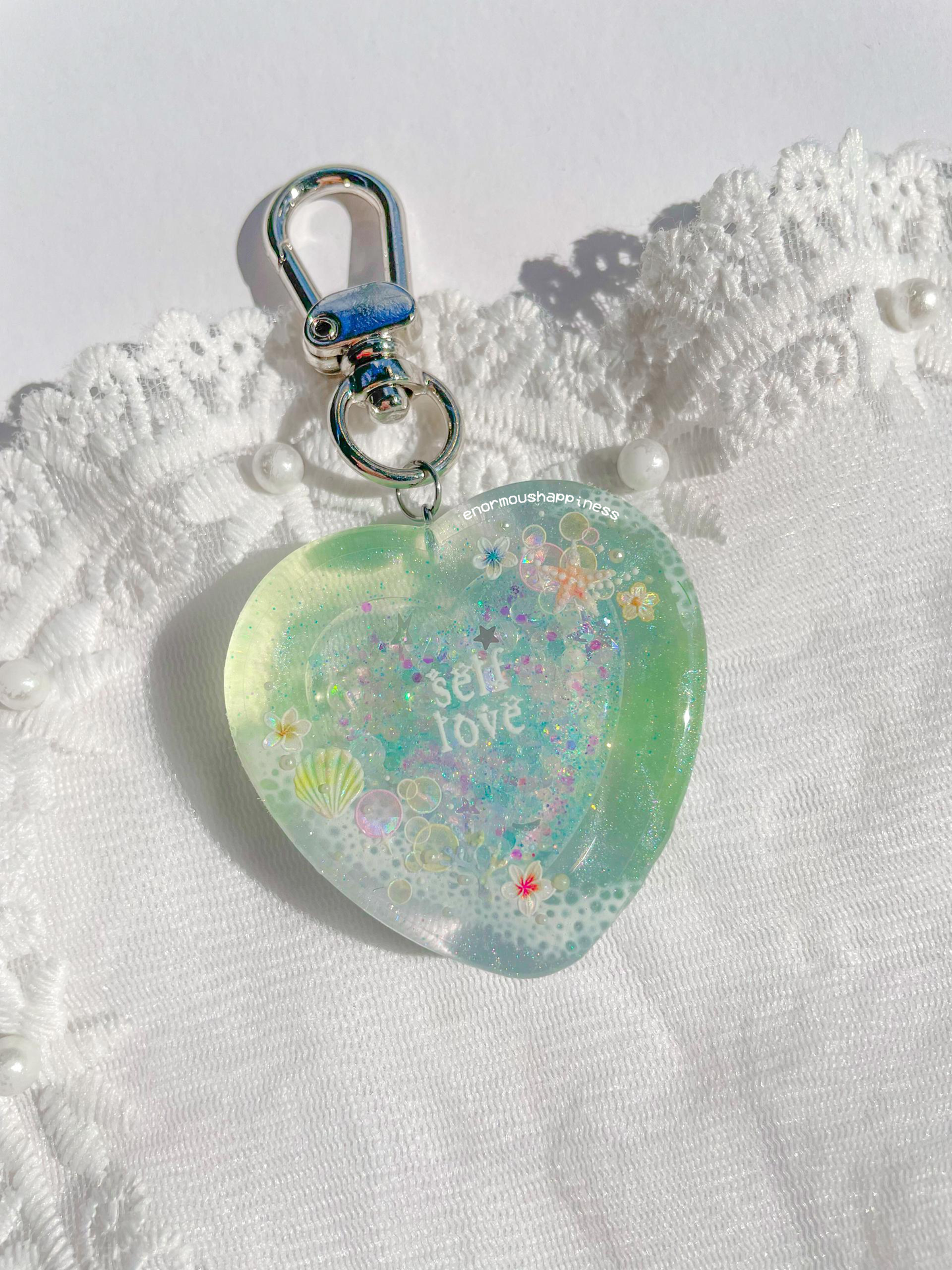 Heartshaker 'Self Love' (Watershaker Keychain)