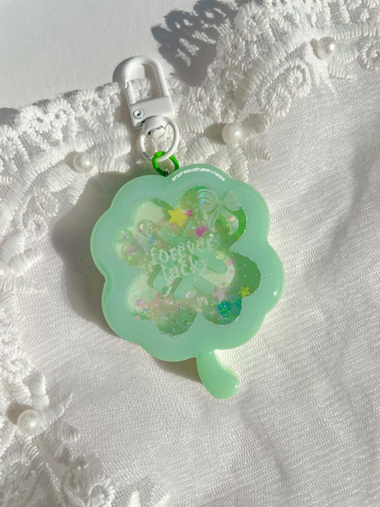 Clover Leaf 'Forever Lucky' (Watershaker Keychain)