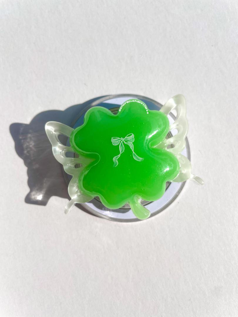 Clover Leaf Angel (Magsafe Phone Grip)