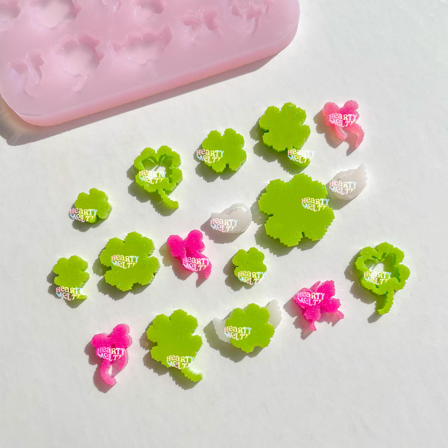 PIXEL CLOVER BITS SILICONE MOLD