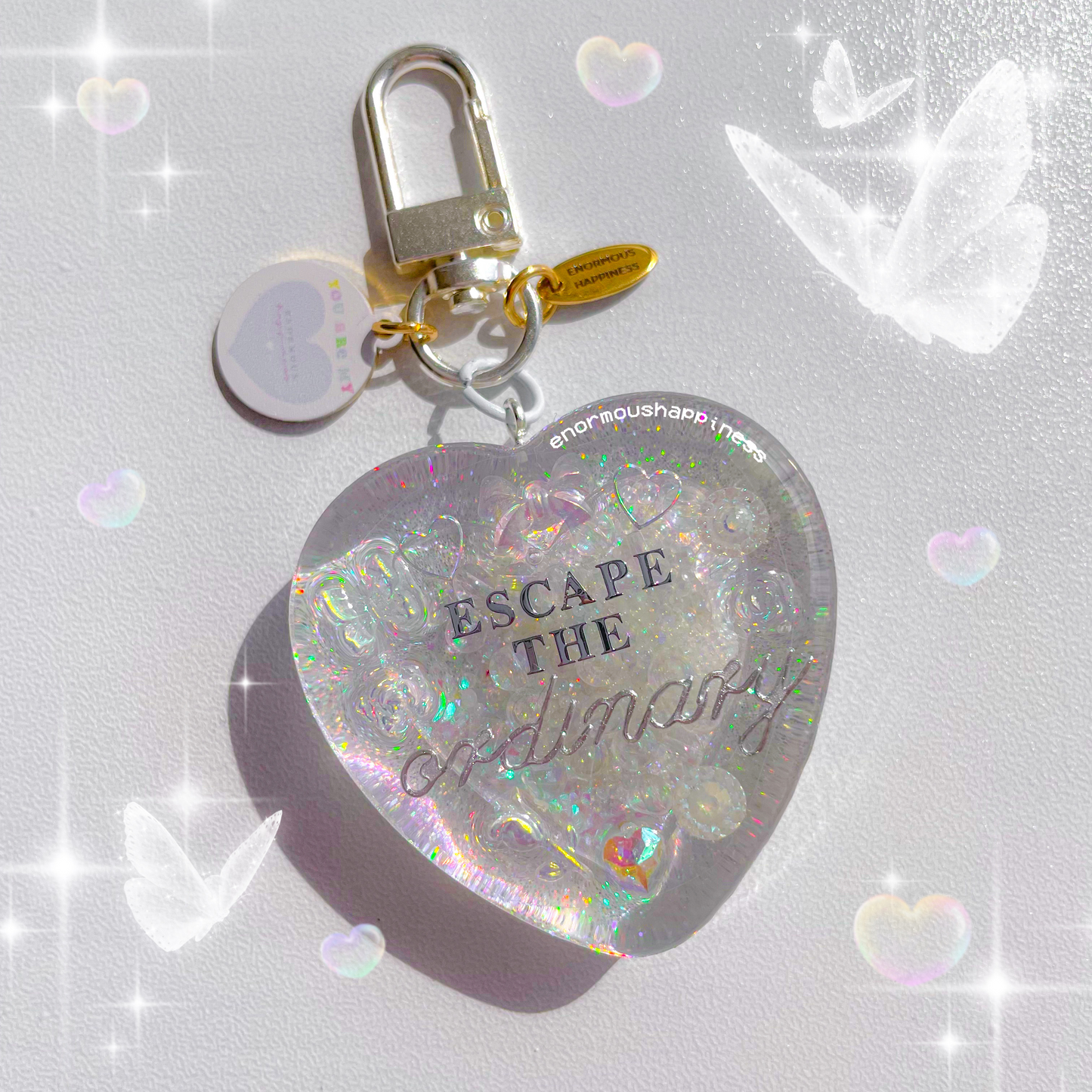 Holographic Heartshaker 'Escape The Ordinary' (Watershaker Keychain)